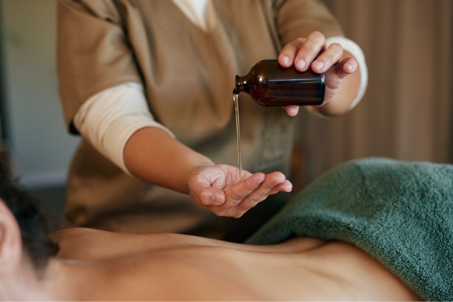 Thai-Oil Massage-in-Gulshan2-Dhaka